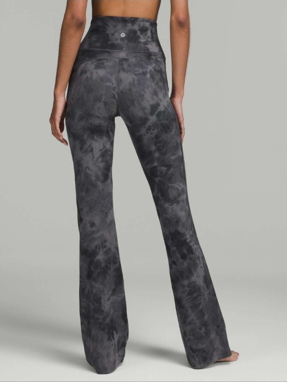 Lululemon Groove Super-High-Rise Flared Pant Nulu Womens 6 Gray Graphite Legging